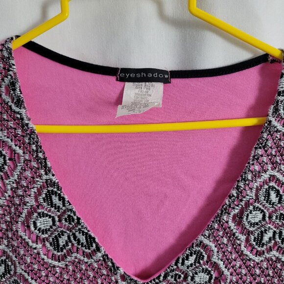Cat Lovers! XL Blouse Top Hippie Pink lace black V-neck Eyeshadow - Picture 6 of 8